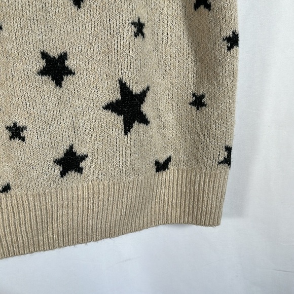Torrid Cream & Black Star Knit Short Sleeve Tunic Soft Sweater - Picture 4 of 8